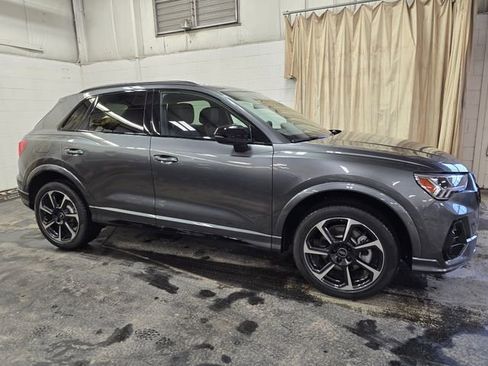 Used 2025 Audi Q3 2.0T Premium Plus w/ Premium Plus Package image 8