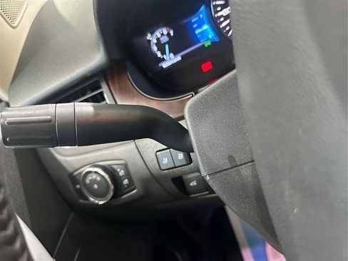 Used 2014 Ford Edge Limited w/ Driver Entry Package FWD image 17