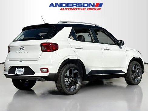 New 2026 Hyundai Venue SEL image 2