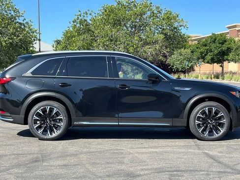 New 2026 MAZDA CX-90 Plug-In Hybrid w/ Premium Plus AWD/4WD image 3
