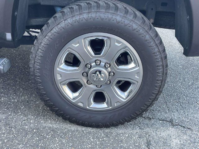 Used 2018 RAM 2500 Laramie w/ Sport Appearance Group AWD/4WD image 8