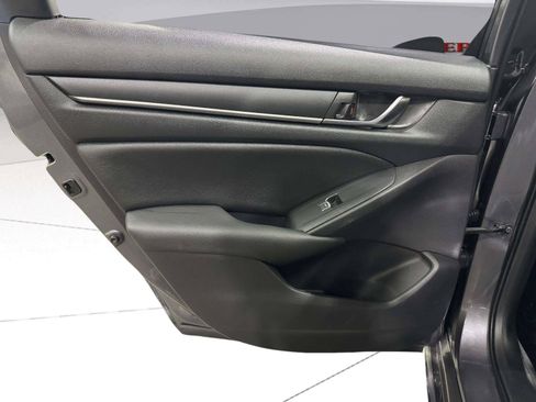 Used 2020 Honda Accord EX image 38