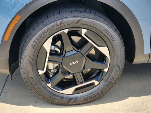 Certified 2026 Kia Sportage S AWD/4WD image 12