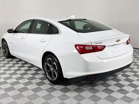 Used 2023 Chevrolet Malibu LT FWD image 3