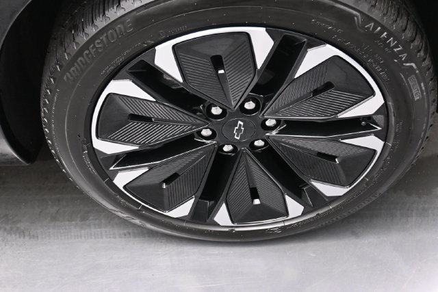 Used 2024 Chevrolet Blazer EV RS AWD/4WD image 35