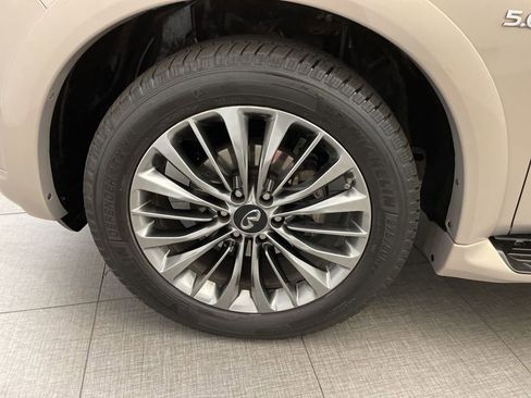 Used 2019 INFINITI QX80 Luxe w/ 22" Wheel Package image 10