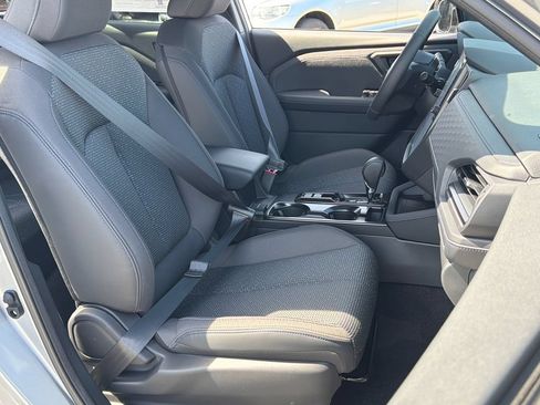 New 2026 Subaru Forester Premium AWD/4WD image 16