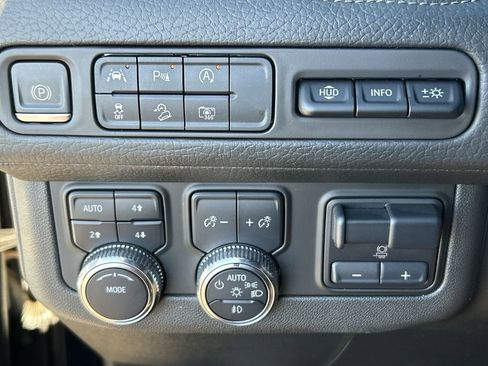 Used 2023 GMC Yukon XL Denali w/ Max Trailering Package image 18