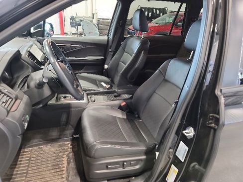 Used 2021 Honda Passport EX-L image 17