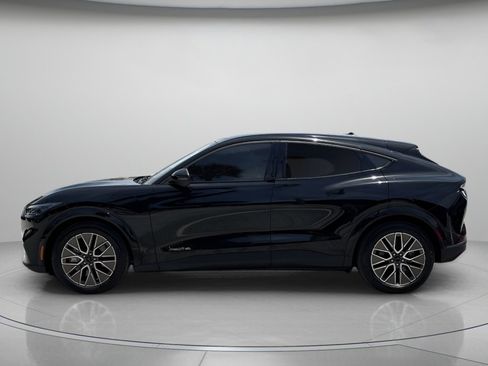 Used 2025 Ford Mustang Mach-E Premium AWD/4WD image 5