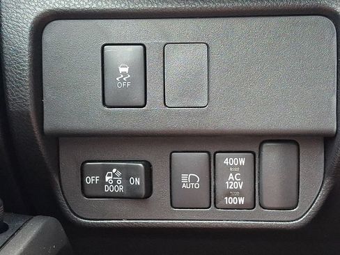 Certified 2023 Toyota Tacoma TRD Off-Road w/ Technology Package AWD/4WD image 22