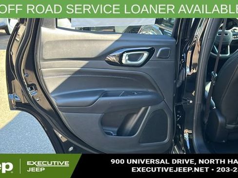 Used 2025 Jeep Compass Limited w/ Sun & Sound Group AWD/4WD image 19