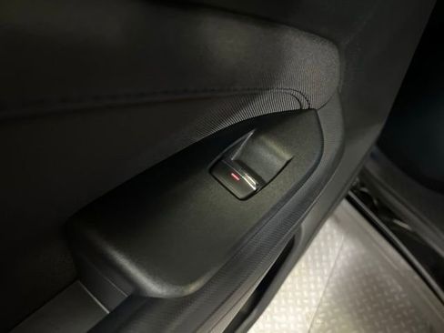 Used 2025 Subaru Forester Premium AWD/4WD image 54