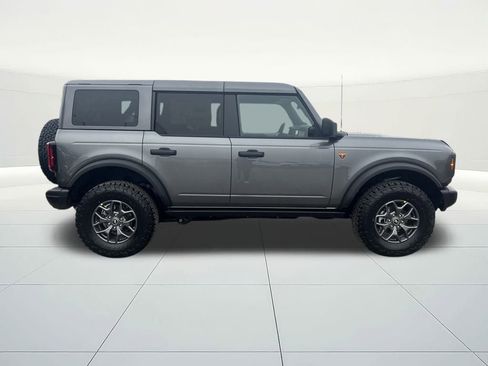 New 2025 Ford Bronco Badlands image 6