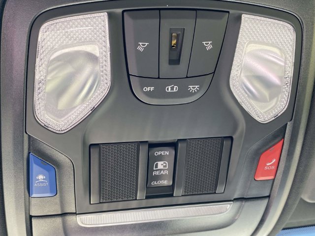 Used 2025 RAM 2500 Tradesman AWD/4WD image 19