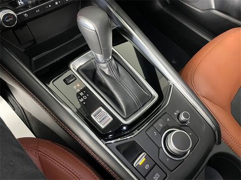 Certified 2025 MAZDA CX-5 Carbon Edition image 9