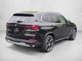 New 2026 BMW X5 xDrive40i w/ Climate Comfort Package video 2
