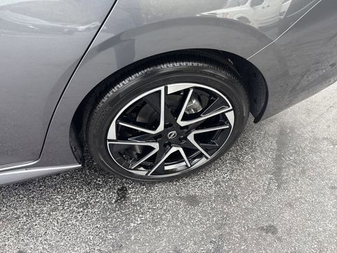New 2025 Nissan Sentra SR FWD image 21