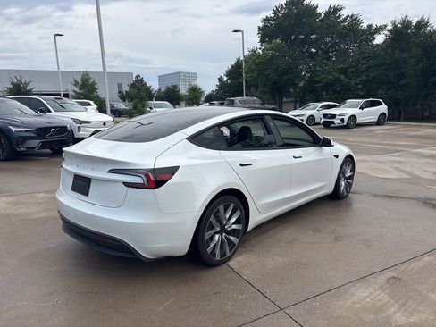 Used 2024 Tesla Model 3 Standard Range RWD image 5
