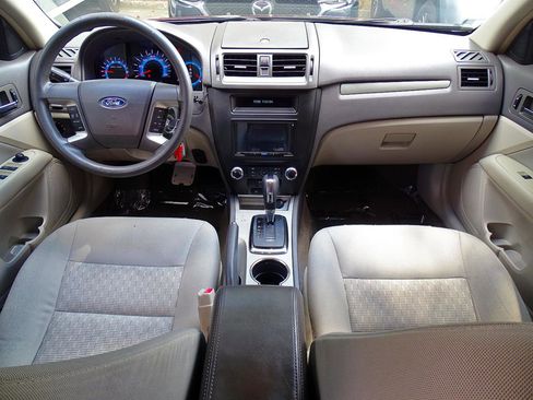 Used 2011 Ford Fusion SE FWD image 28
