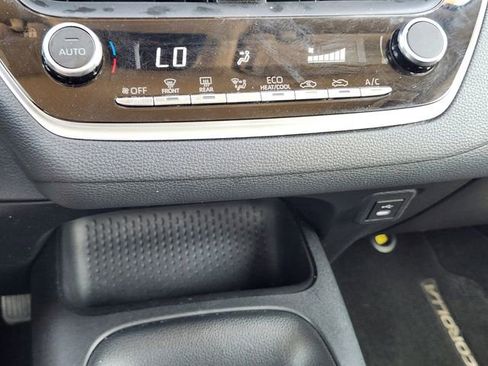 Used 2024 Toyota Corolla LE FWD image 19