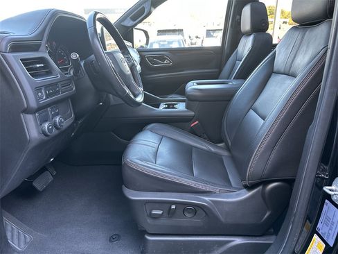 Used 2021 Chevrolet Tahoe RST image 9