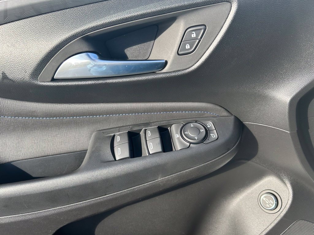 New 2026 Buick Envista Sport Touring w/ Convenience I Package FWD image 17