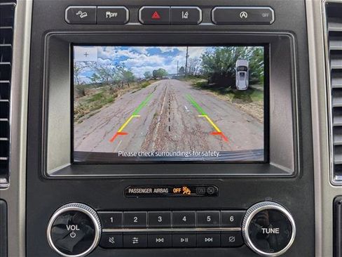 Used 2021 Ford Expedition Max XLT AWD/4WD image 14