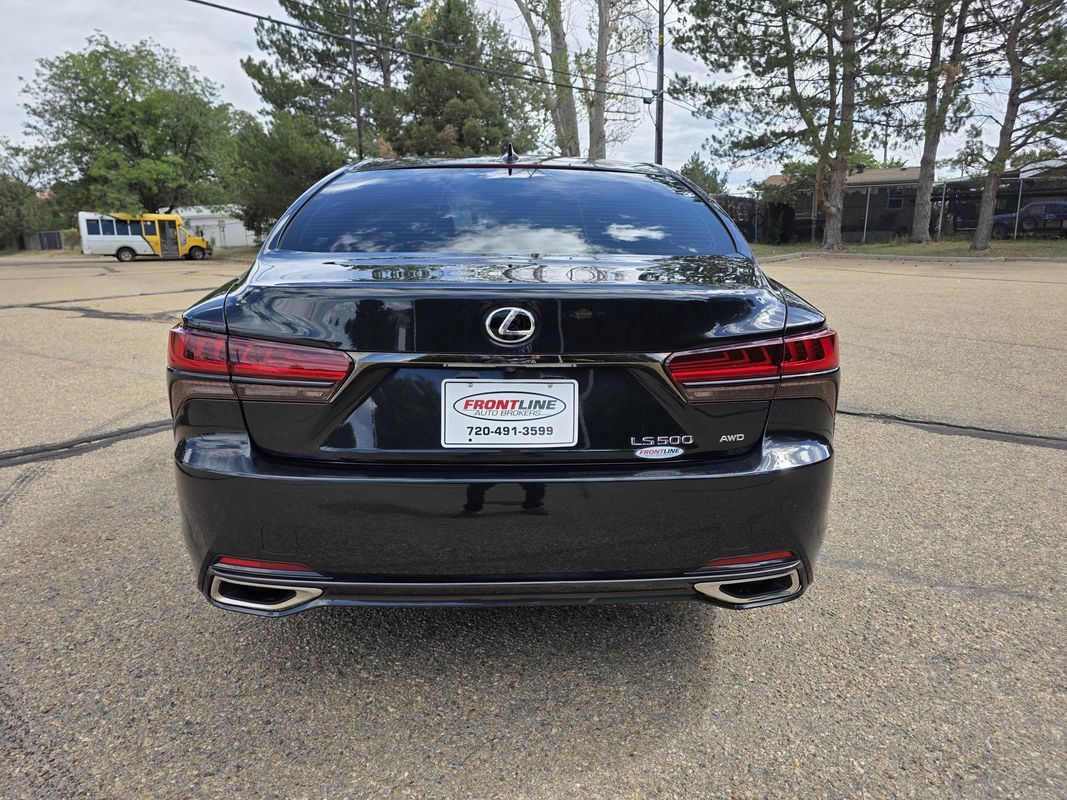 Used 2023 Lexus LS 500 F Sport w/ Accessory Package (Z1) AWD/4WD image 5