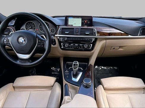 Used 2018 BMW 330i xDrive Sedan w/ Convenience Package AWD/4WD image 15