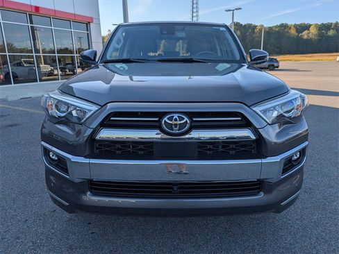 Used 2023 Toyota 4Runner Limited image 8