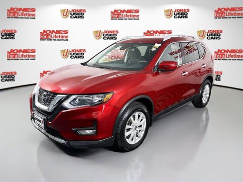 Used 2019 Nissan Rogue SV FWD image 12