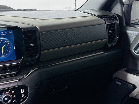 Used 2023 Chevrolet Silverado 1500 ZR2 w/ Technology Package image 25