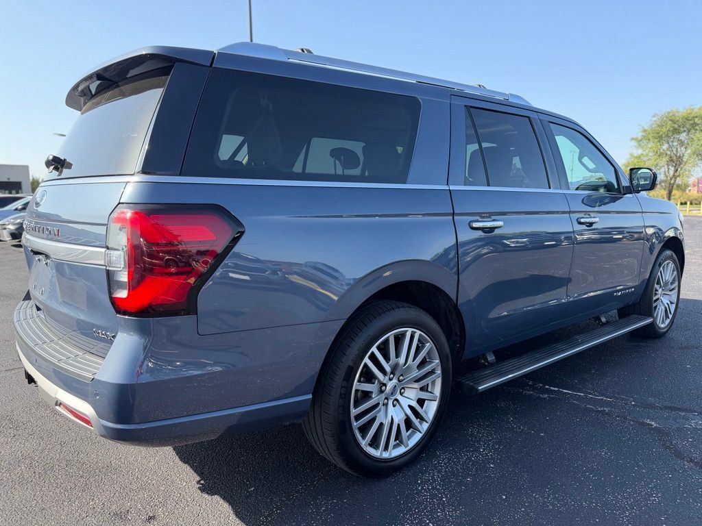Used 2023 Ford Expedition Max Platinum AWD/4WD image 6