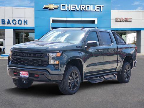 New 2026 Chevrolet Silverado 1500 Custom Trail Boss w/ LPO, Dark Essentials Package image 1