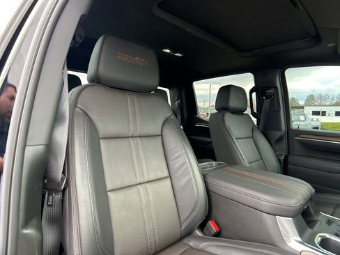 Certified 2025 Chevrolet Silverado 1500 High Country w/ Midnight Edition image 33