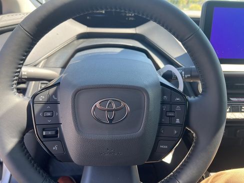 New 2026 Toyota Prius XLE image 11