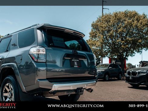 Used 2023 Toyota 4Runner TRD Off-Road Premium w/ Off Road Premium Plus Package AWD/4WD image 12