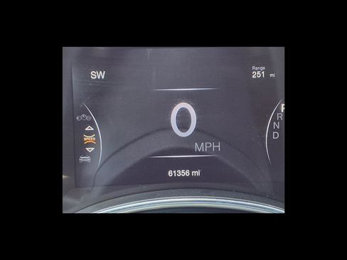 Used 2021 Jeep Grand Cherokee Laredo image 28