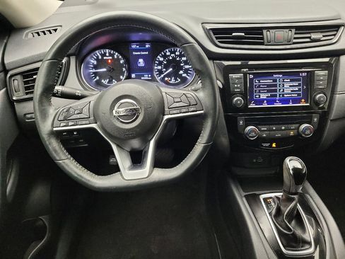Used 2018 Nissan Rogue SV FWD image 22
