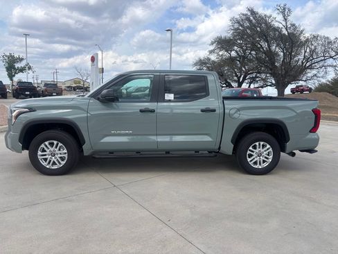Used 2026 Toyota Tundra SR5 image 2