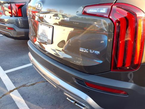 Used 2021 Kia Telluride EX image 30