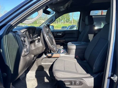 Used 2022 Chevrolet Silverado 1500 LT Trail Boss image 7