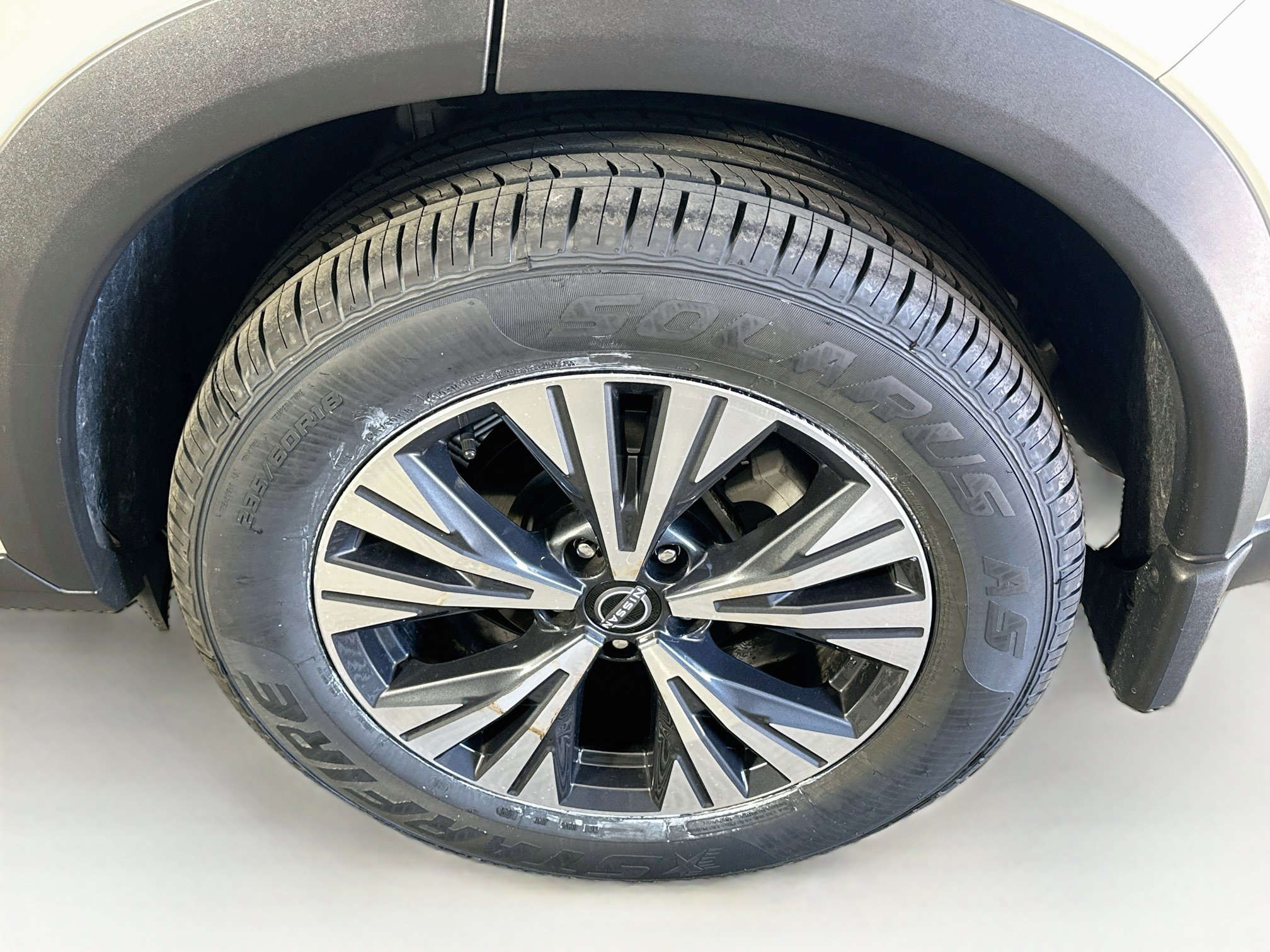 Used 2023 Nissan Rogue SV FWD image 11