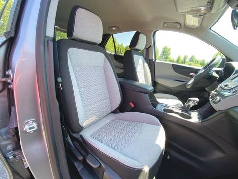Used 2024 Chevrolet Equinox LS w/ LS Convenience Package FWD image 26