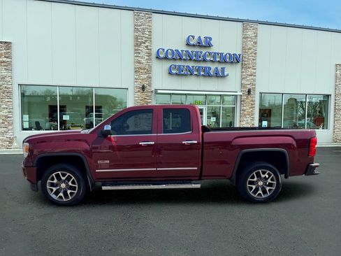 Used 2015 GMC Sierra 1500 SLE w/ All-Terrain Package AWD/4WD image 2
