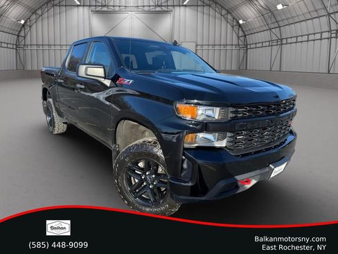 Used 2021 Chevrolet Silverado 1500 Custom Trail Boss w/ LPO, Dark Essentials Package image 1