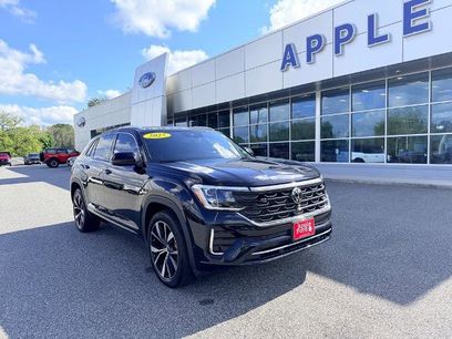 Used 2025 Volkswagen Atlas Cross Sport SEL Premium R-Line