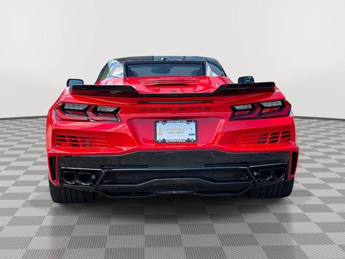 Used 2025 Chevrolet Corvette E-Ray AWD/4WD image 4