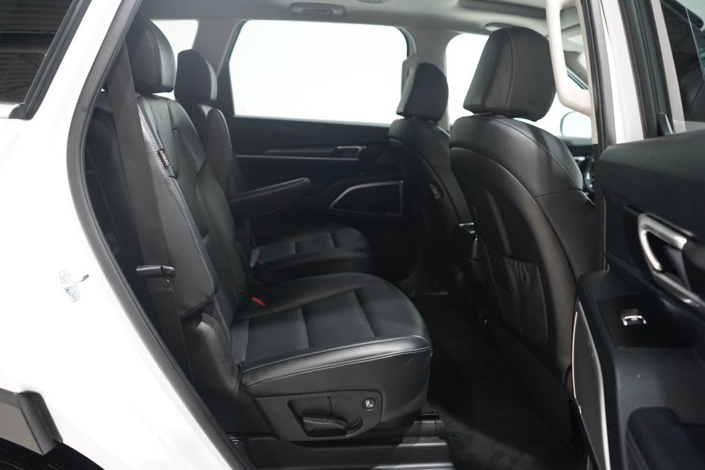 Used 2025 Kia Telluride S AWD/4WD image 33